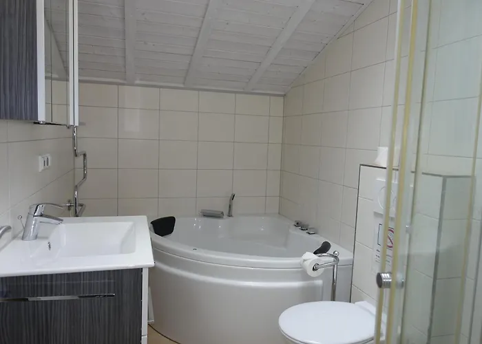 Daenische Ferienhaeuser Am Salzhaff Haus Am Salzhaff *